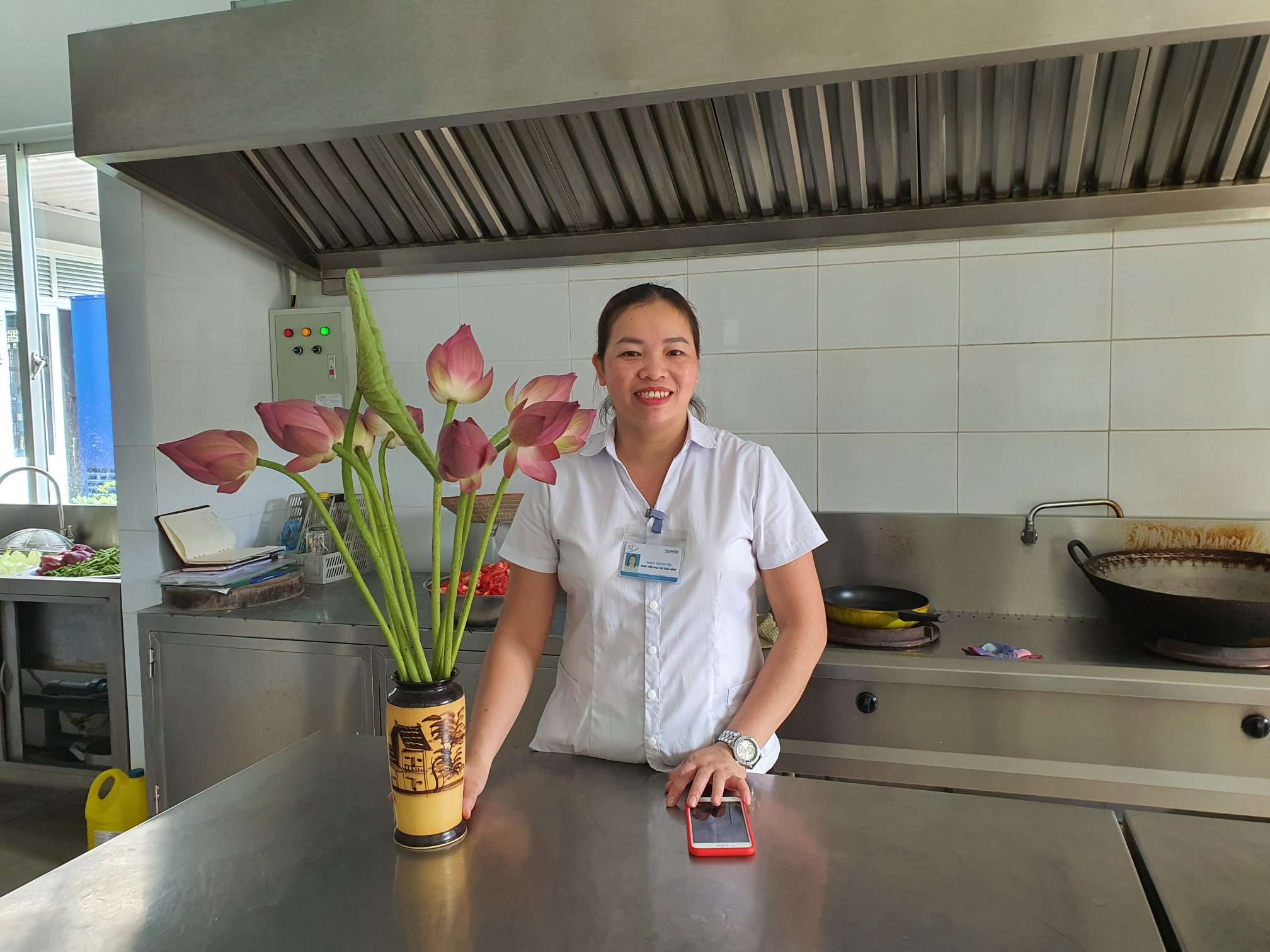 Phạm Thị Huyền - Nh&acirc;n vi&ecirc;n phục vụ thừa h&agrave;nh - CN HOA BINH.JPEG