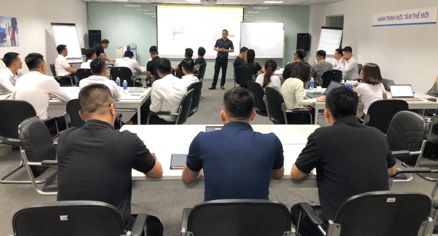 THACO AUTO holds MINI cars sales and marketing training in Northern Vietnam